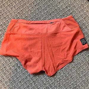 Oiselle Roga running shorts